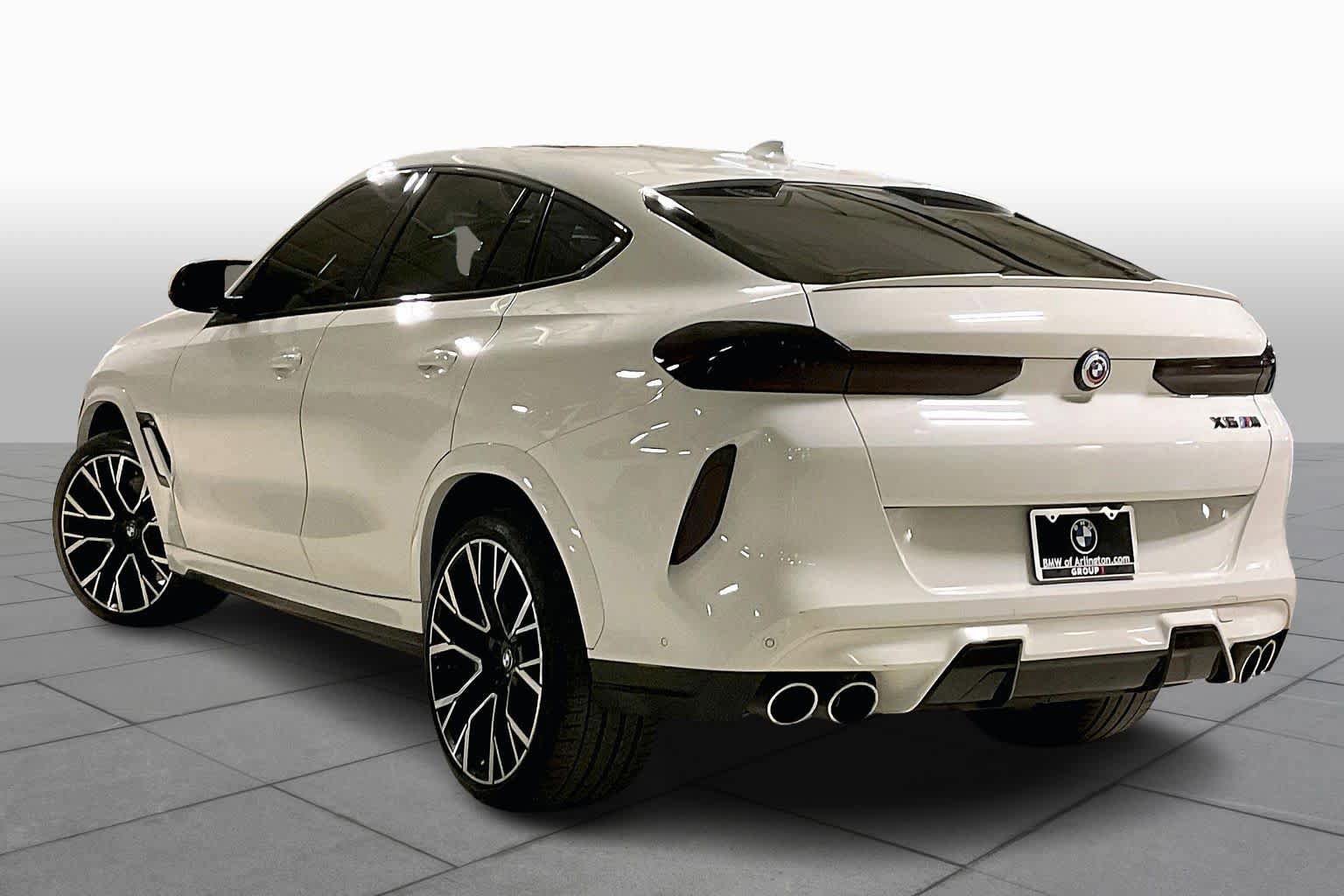 Used 2023 BMW X6 M image 11