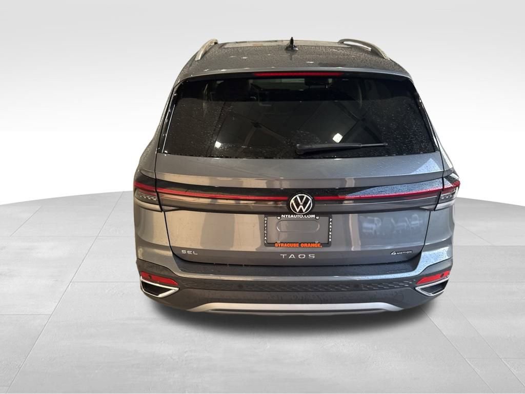 New 2025 Volkswagen Taos SEL image 4