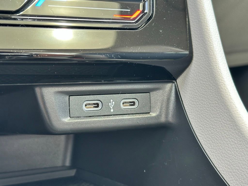 New 2026 Volkswagen Jetta SE FWD image 12