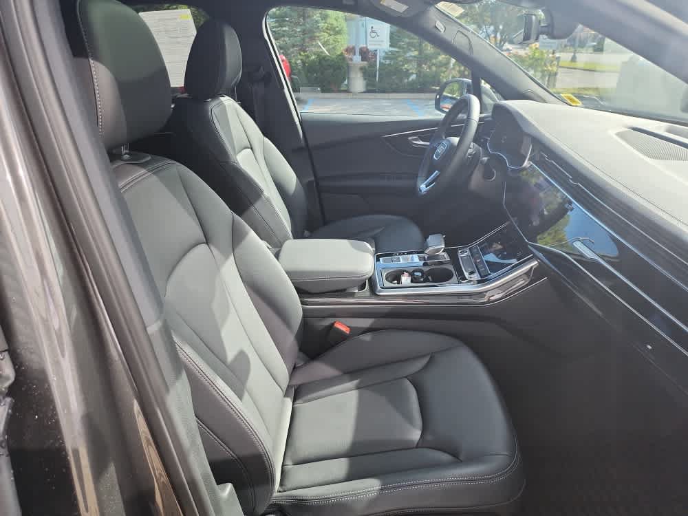Used 2026 Audi Q7 2.0T Premium AWD/4WD image 25