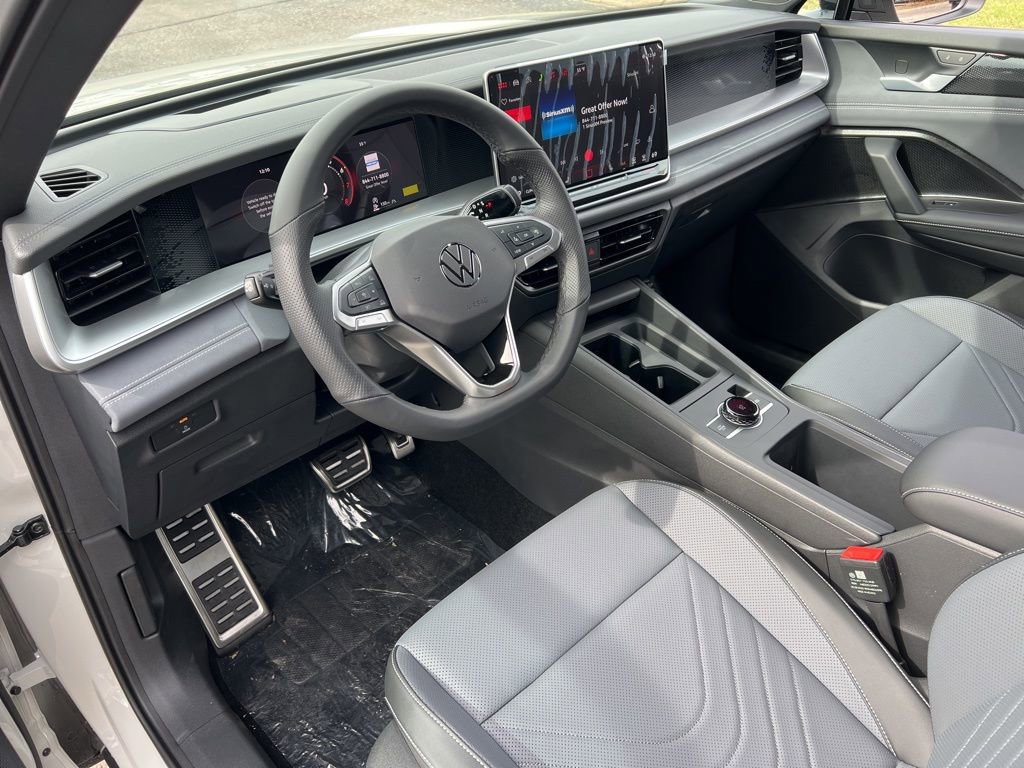 New 2026 Volkswagen Tiguan SE R-Line image 14