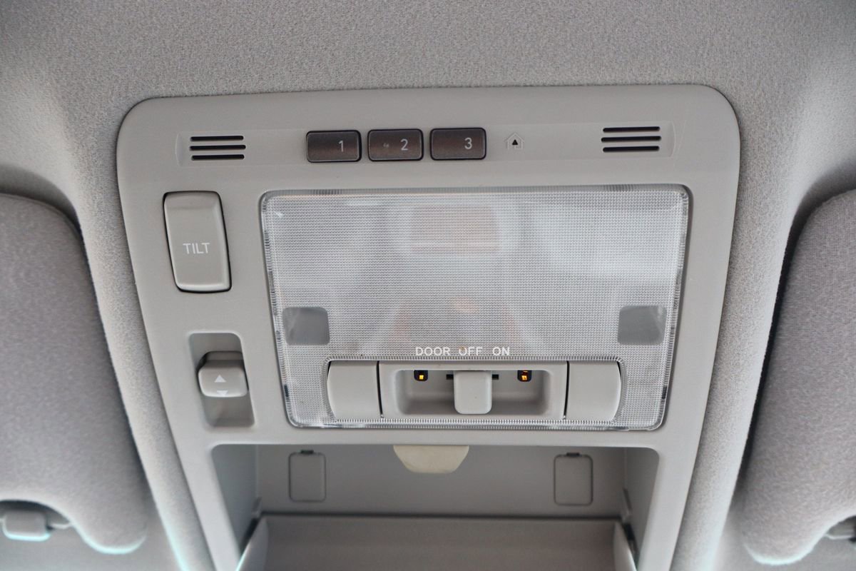 Used 2004 Lexus RX 330 AWD image 20