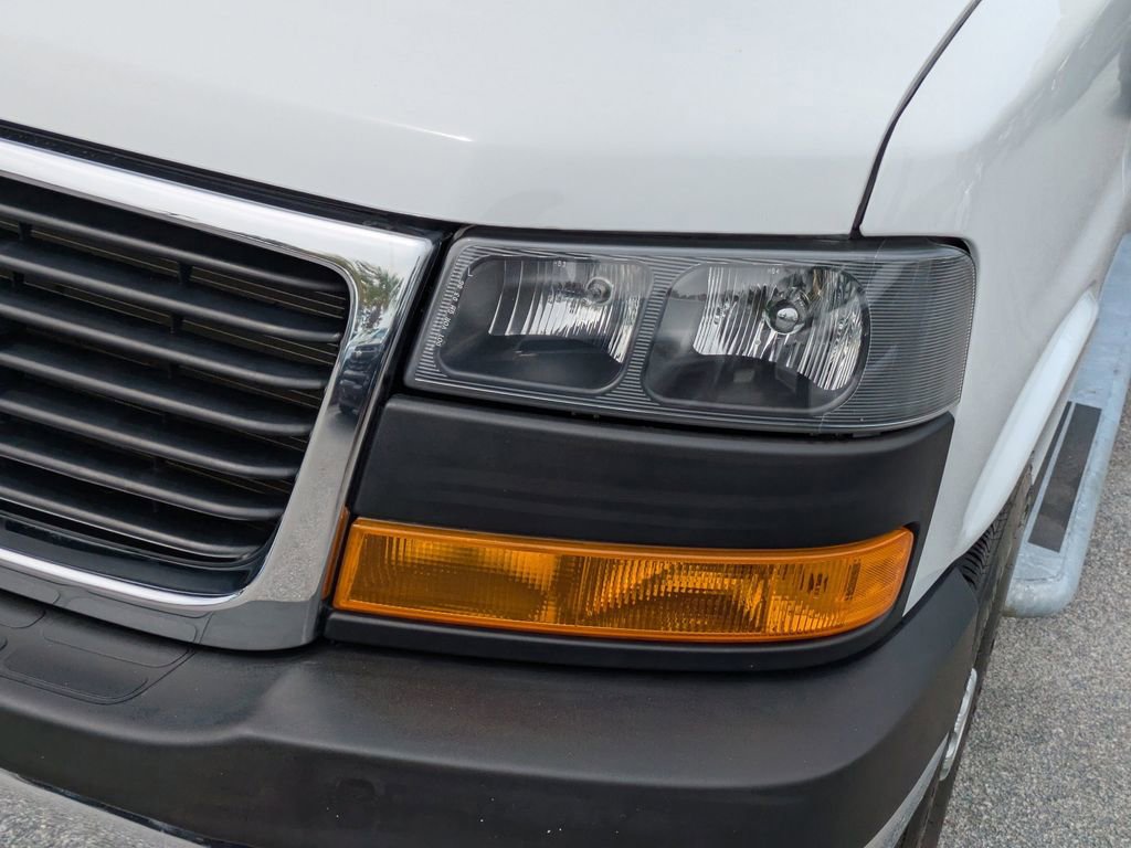 Used 2024 GMC Savana 2500 w/ Driver Convenience Package RWD image 27