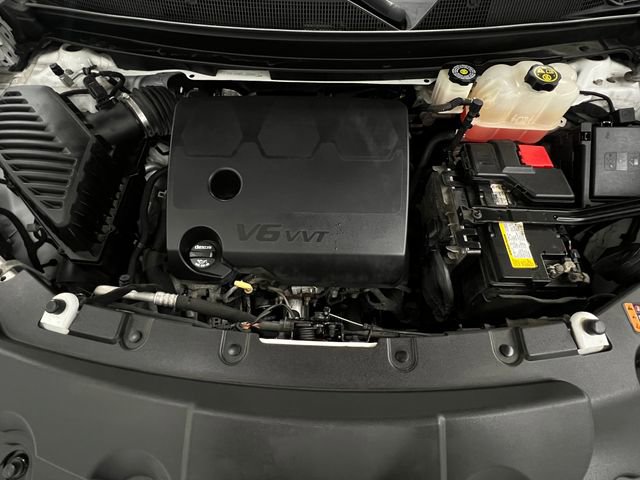 Used 2020 Chevrolet Traverse LT w/ LPO, Floor Liner Package image 11