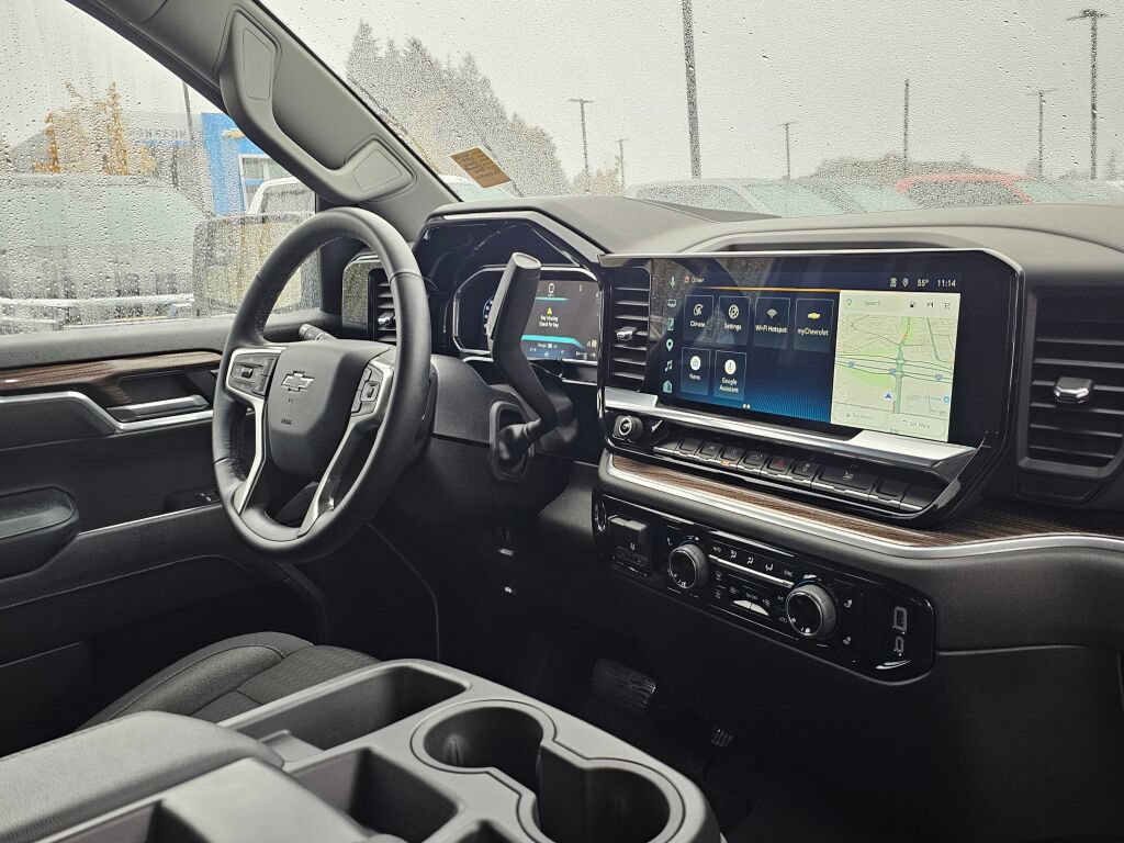 Certified 2026 Chevrolet Silverado 1500 RST AWD/4WD image 34