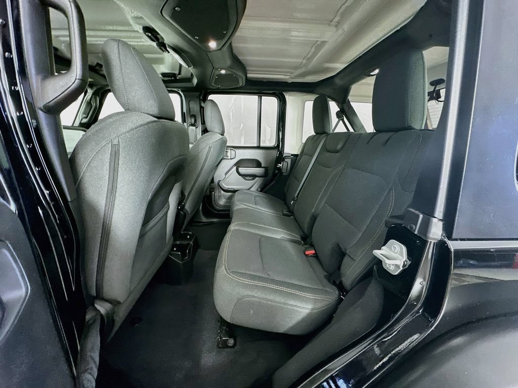 Certified 2025 Jeep Wrangler Unlimited Sport AWD/4WD image 36