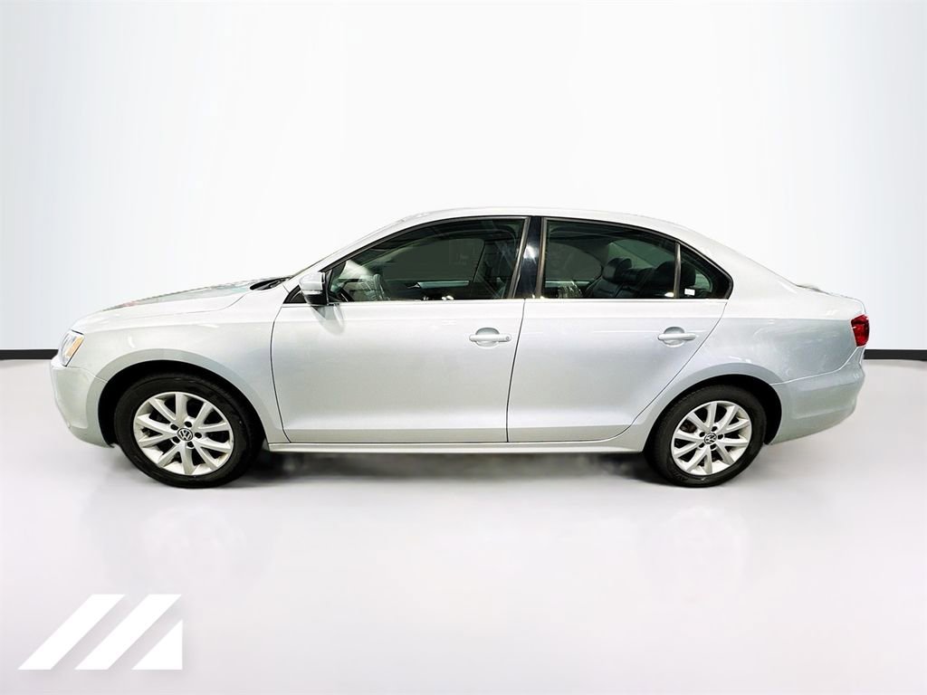 Used 2013 Volkswagen Jetta SE FWD image 8