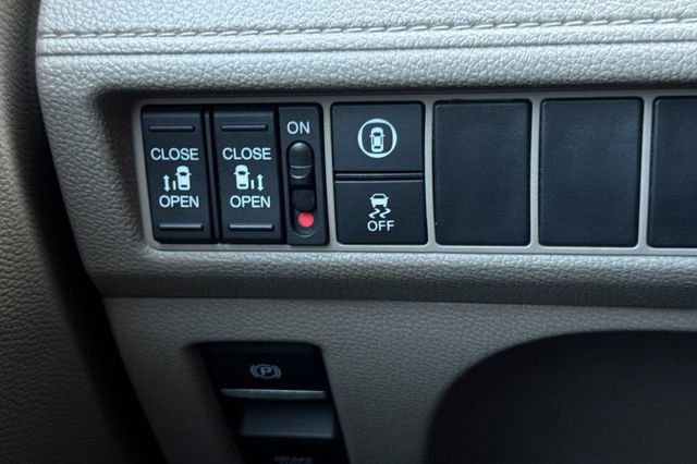 Certified 2023 Honda Odyssey EX image 33