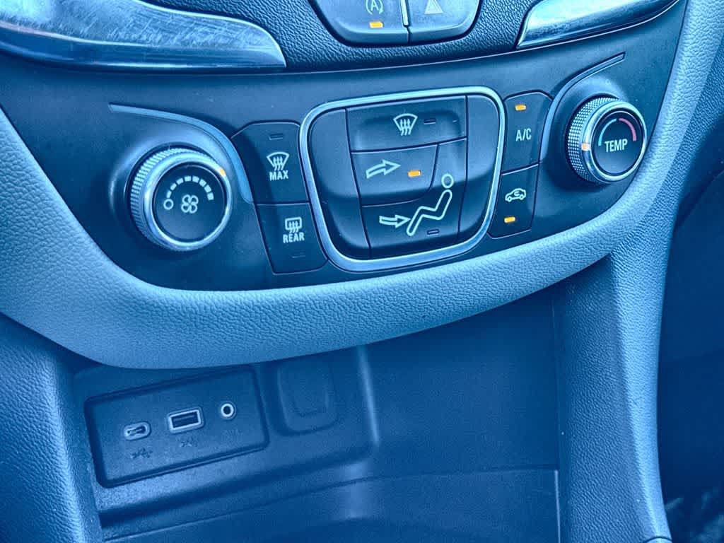 Used 2024 Chevrolet Equinox LS w/ Sport Edition FWD image 20