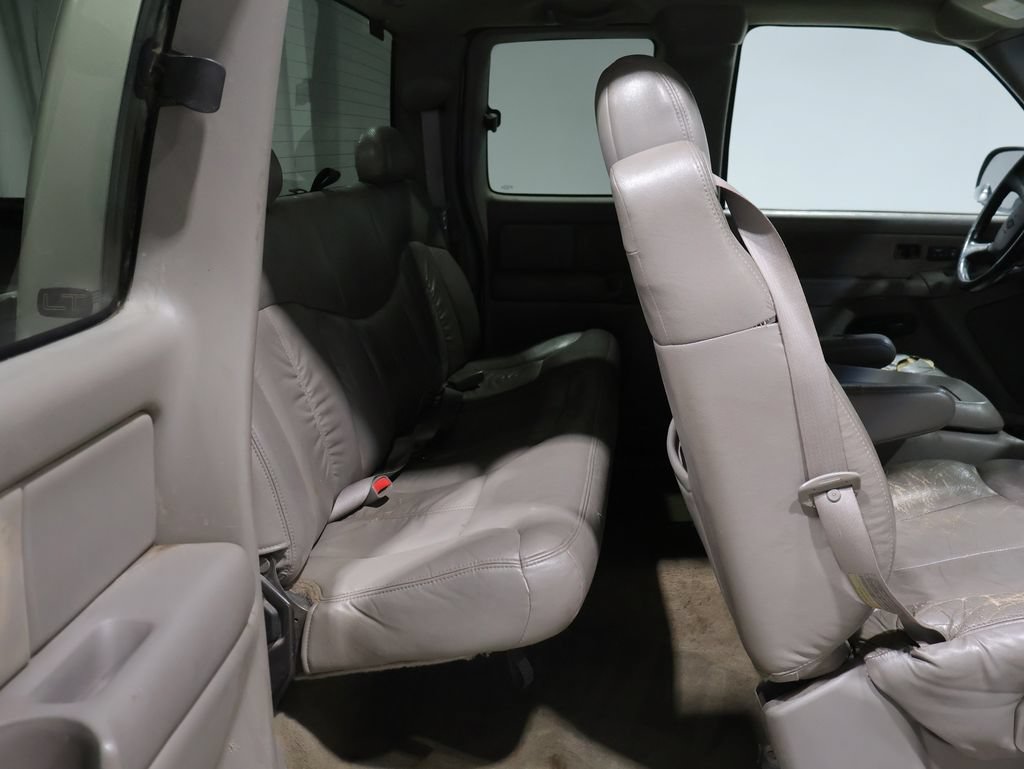 Used 2002 Chevrolet Silverado 1500 LT AWD/4WD image 7