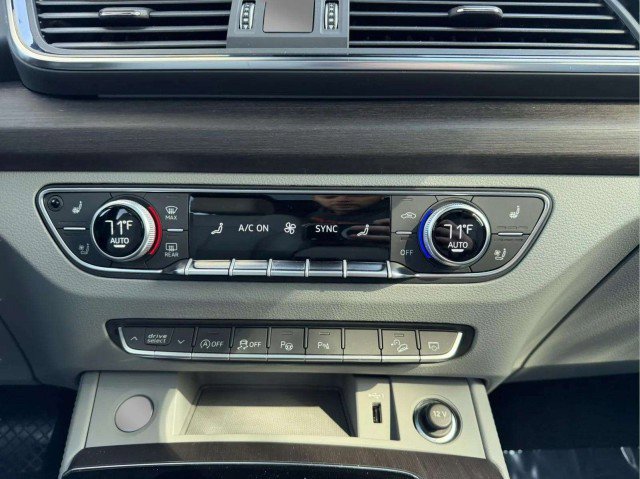 Certified 2023 Audi Q5 2.0T Prestige AWD/4WD image 16