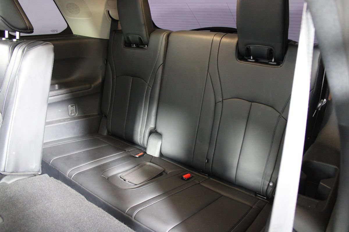Used 2023 INFINITI QX60 Luxe w/ Cargo Package AWD/4WD image 39