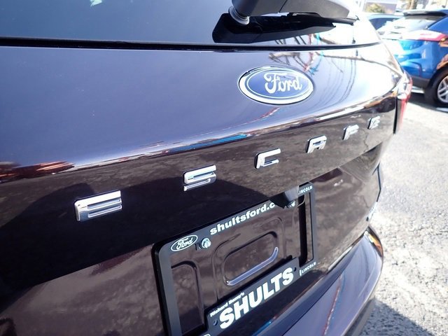 Certified 2023 Ford Escape ST-Line w/ Tech Pack #1 image 6