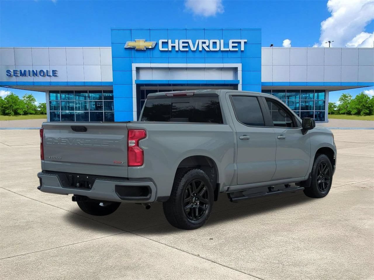 Used 2024 Chevrolet Silverado 1500 RST w/ Convenience Package II RWD image 4