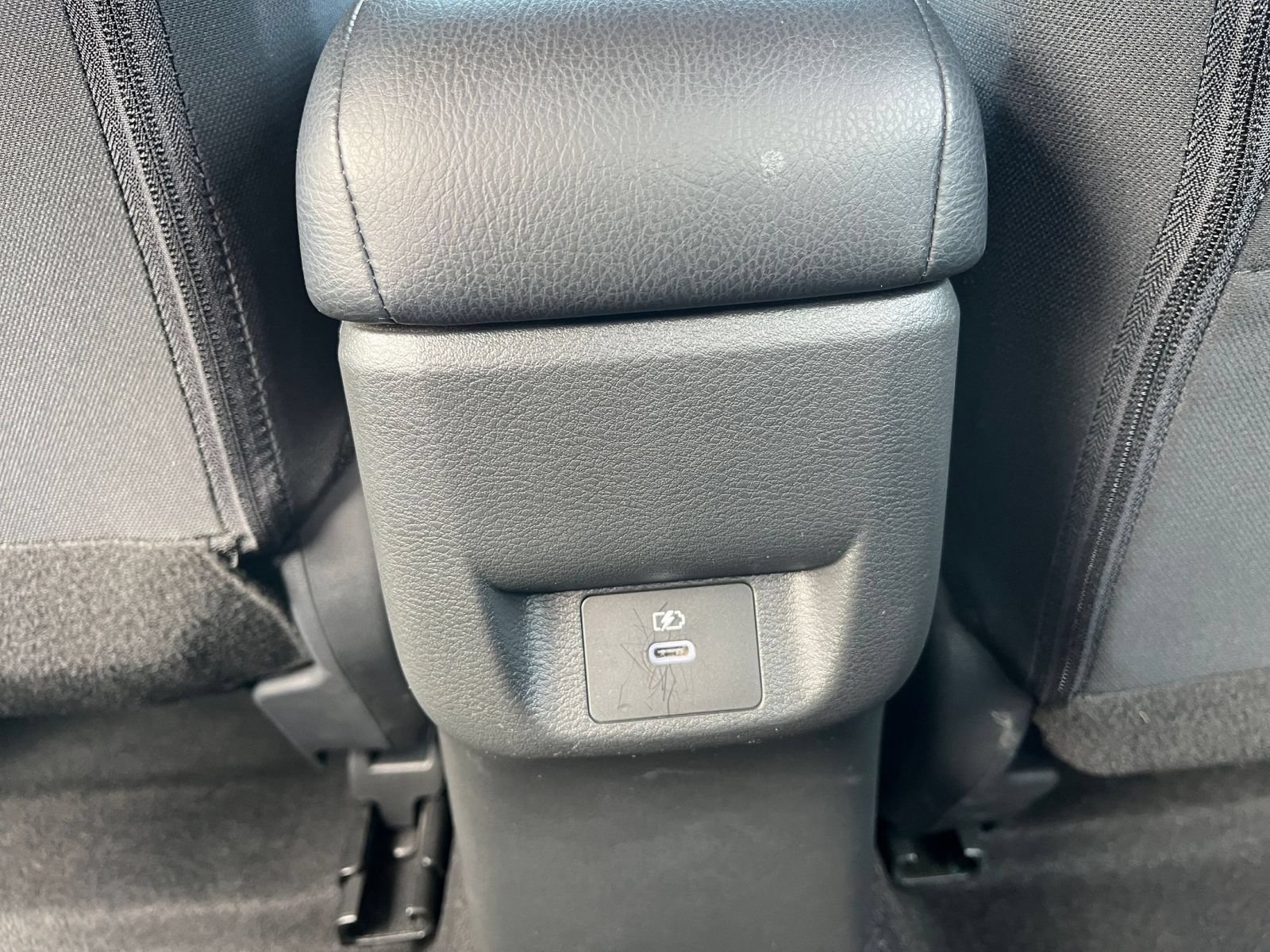 Used 2025 Nissan Versa SV FWD image 22
