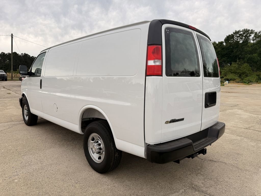 New 2025 Chevrolet Express 2500 w/ Driver Convenience Package RWD image 3