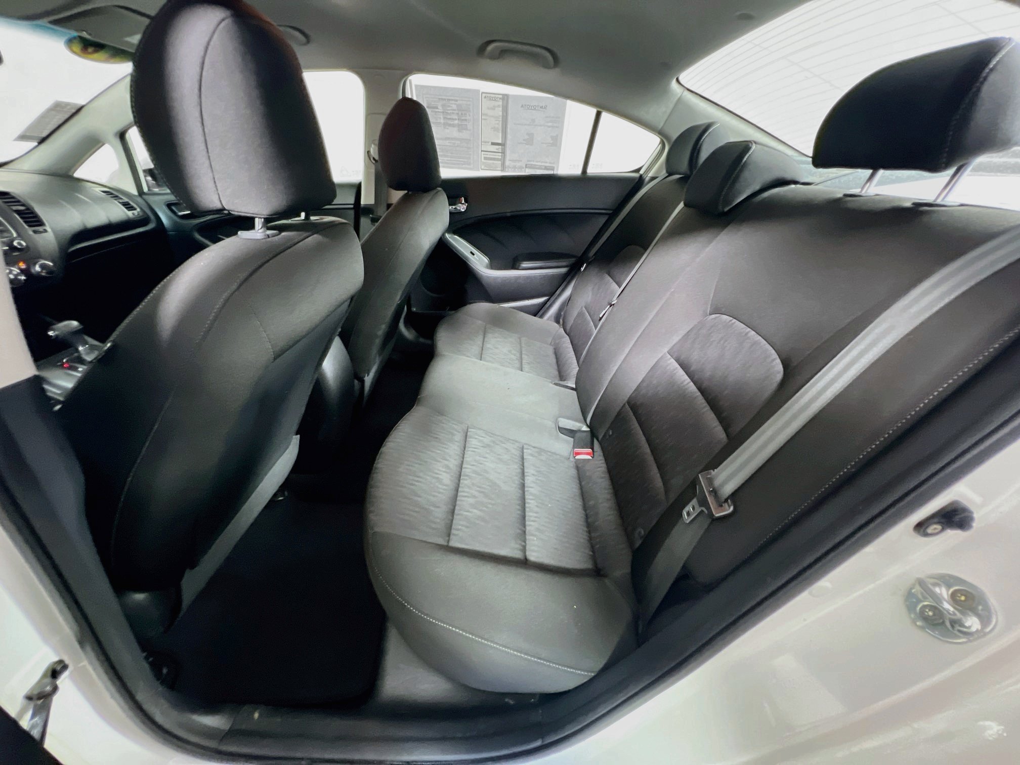 Used 2016 Kia Forte LX FWD image 25