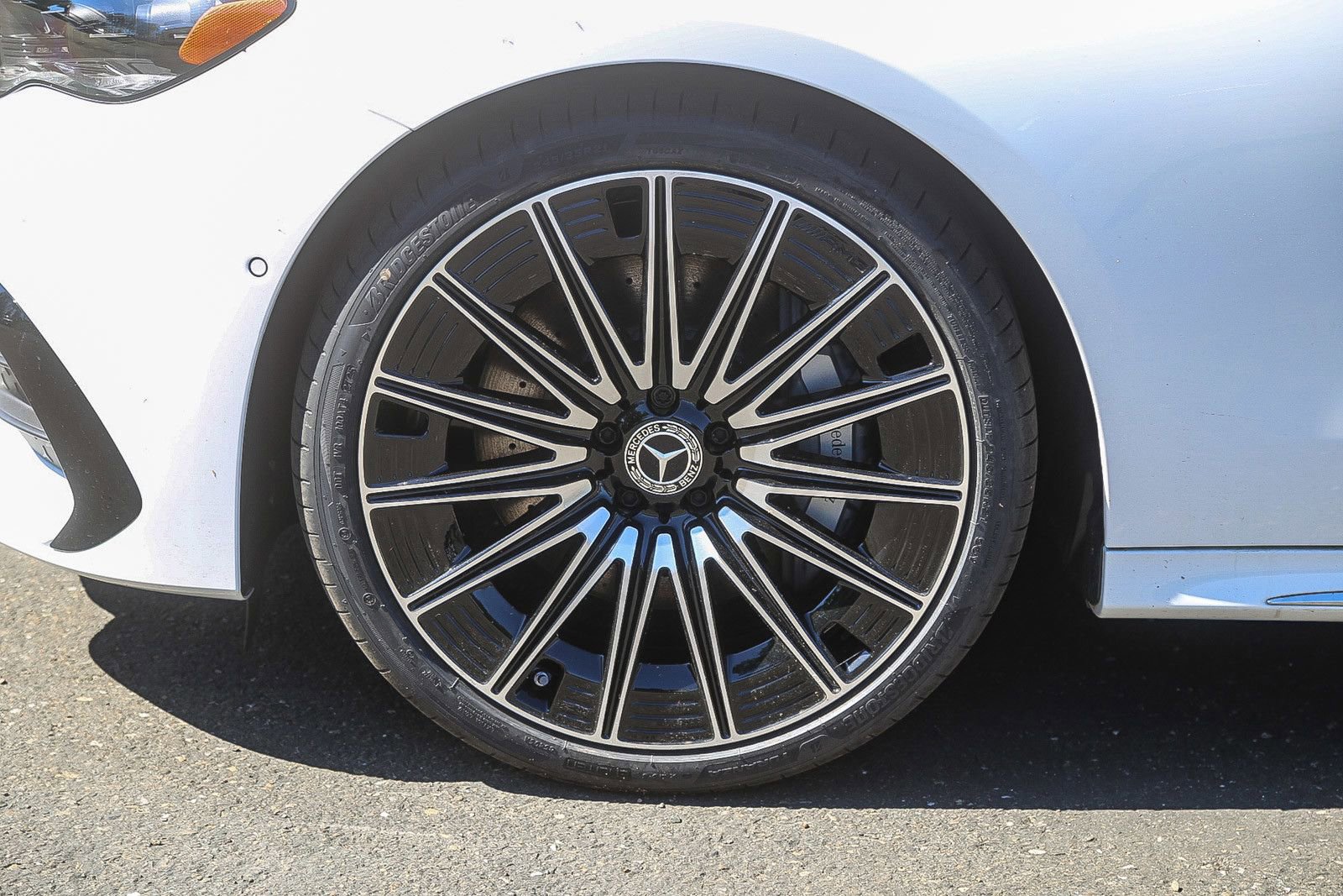 New 2026 Mercedes-Benz E 450 4MATIC Sedan image 9