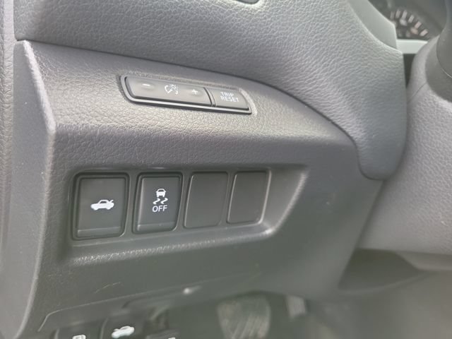 Used 2018 Nissan Altima 2.5 SV FWD image 25