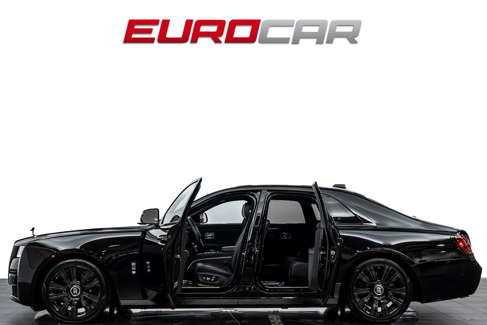 Used 2022 Rolls-Royce Ghost AWD/4WD image 3