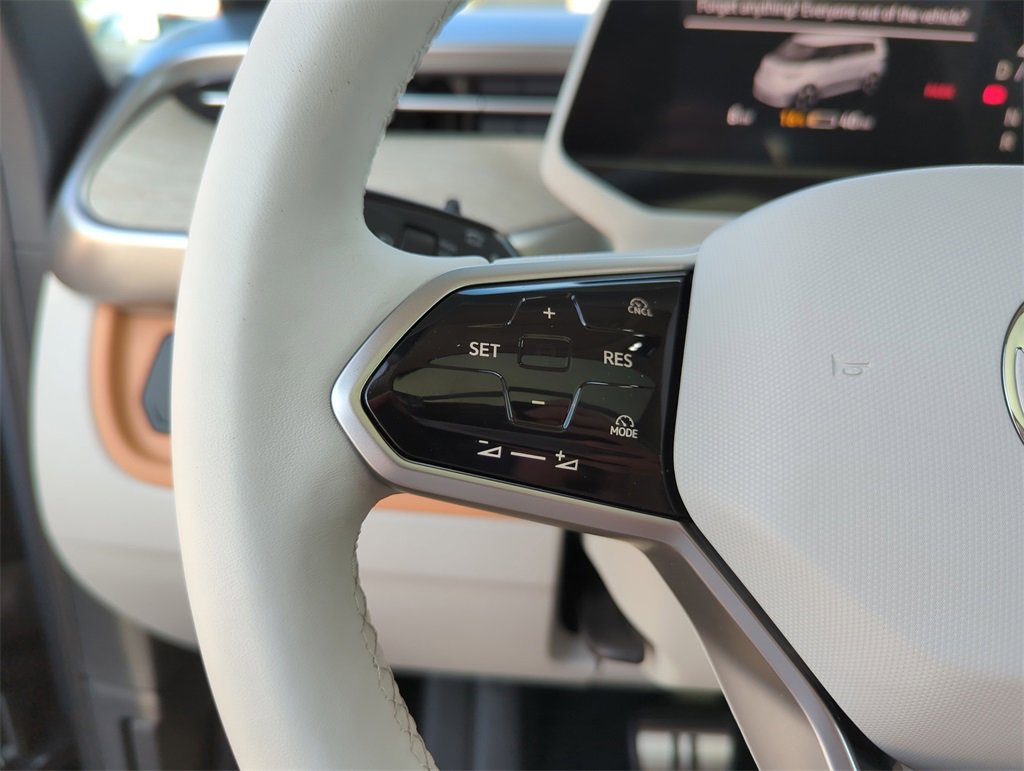 New 2025 Volkswagen ID. Buzz 1st Edition image 33