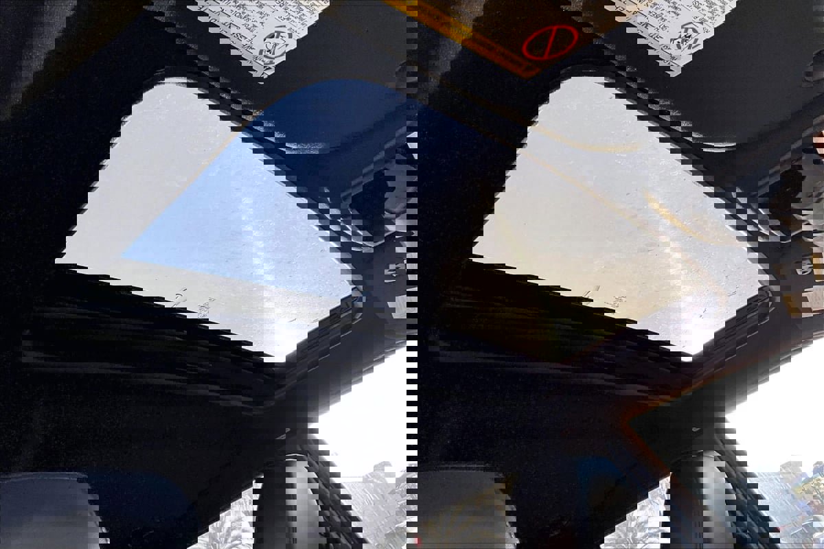 Used 2016 Lincoln Navigator Select image 22