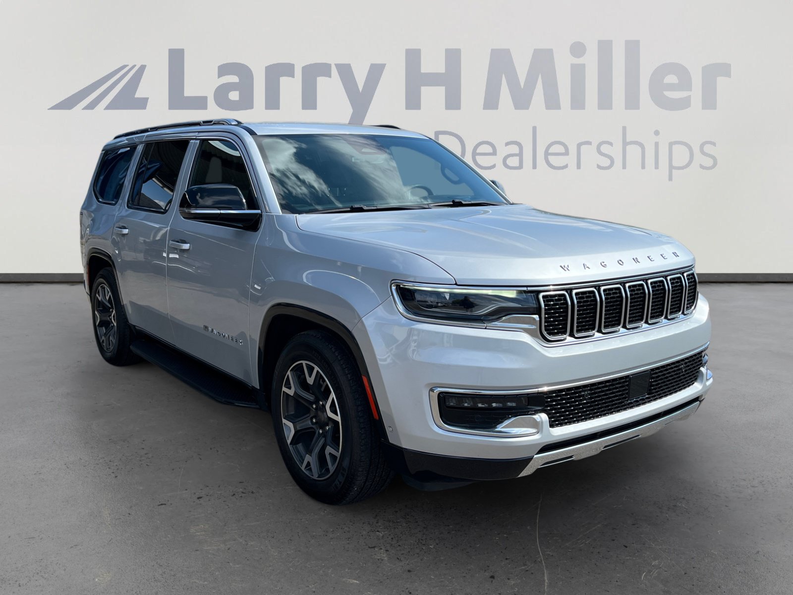 Used 2024 Jeep Wagoneer Series III AWD/4WD image 7