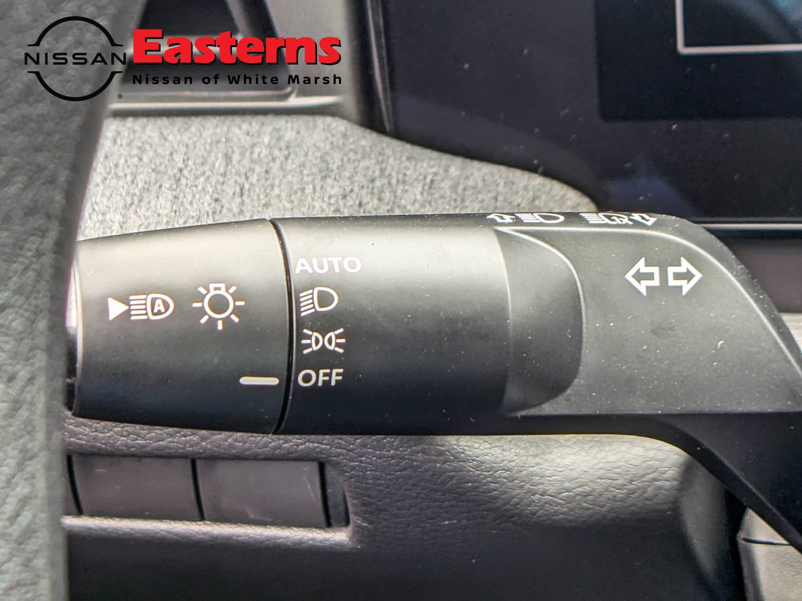 New 2025 Nissan Kicks SV image 30