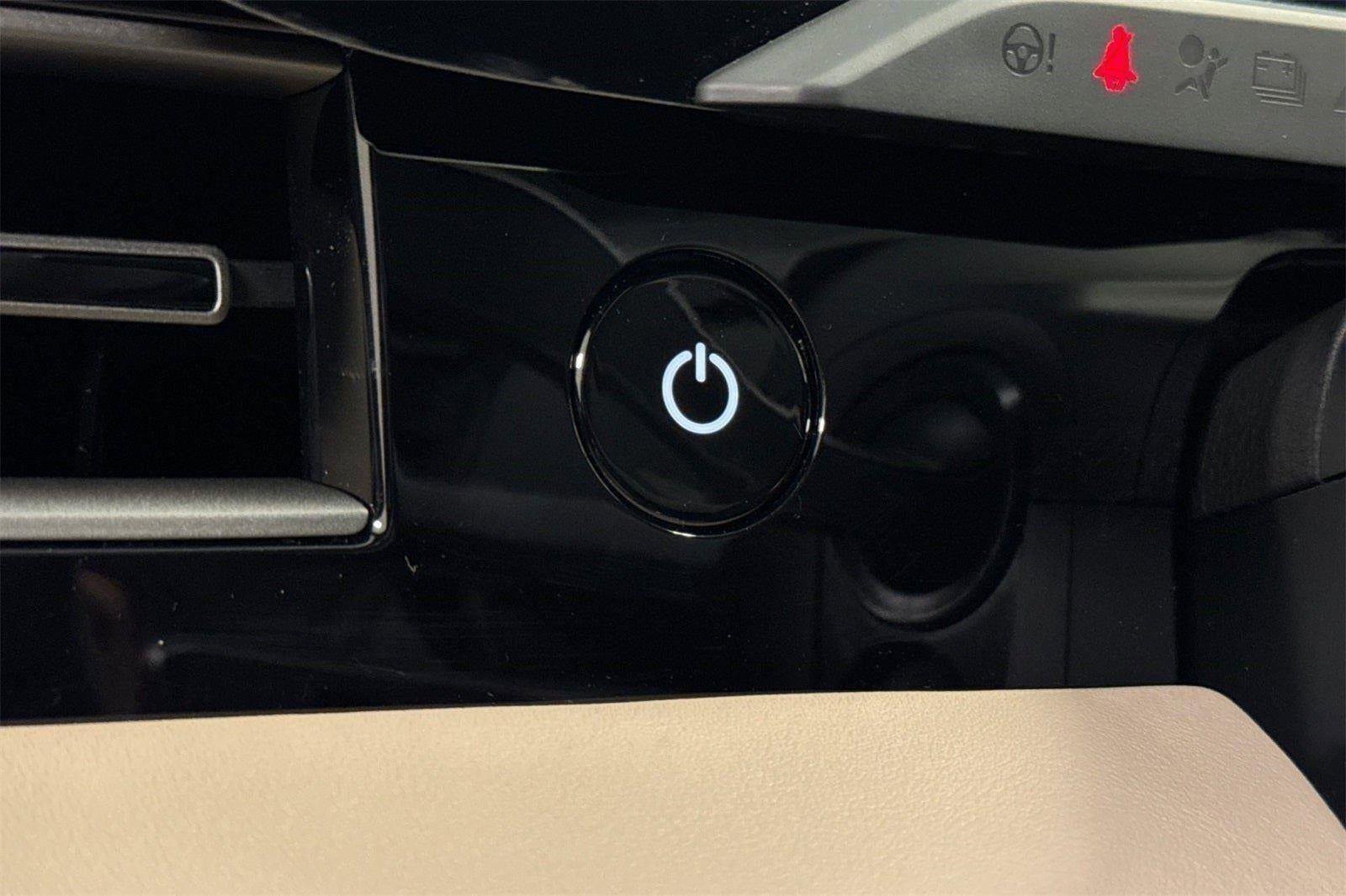 New 2025 Porsche Taycan image 40