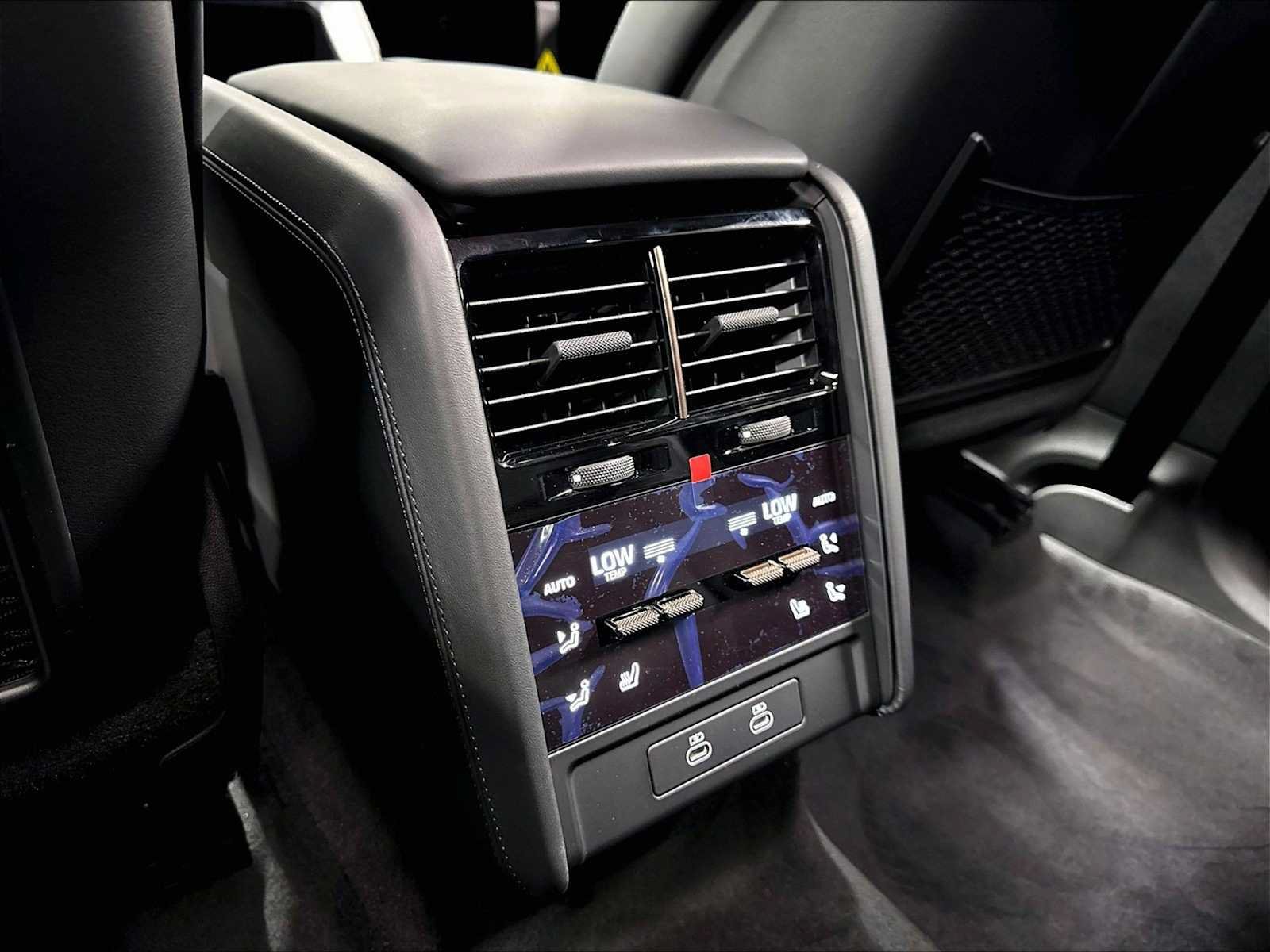 New 2026 Porsche Cayenne S AWD/4WD image 24