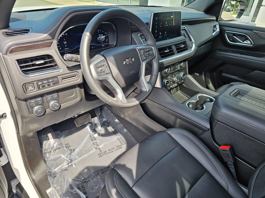 Used 2023 Chevrolet Tahoe Z71 w/ Luxury Package AWD/4WD image 22