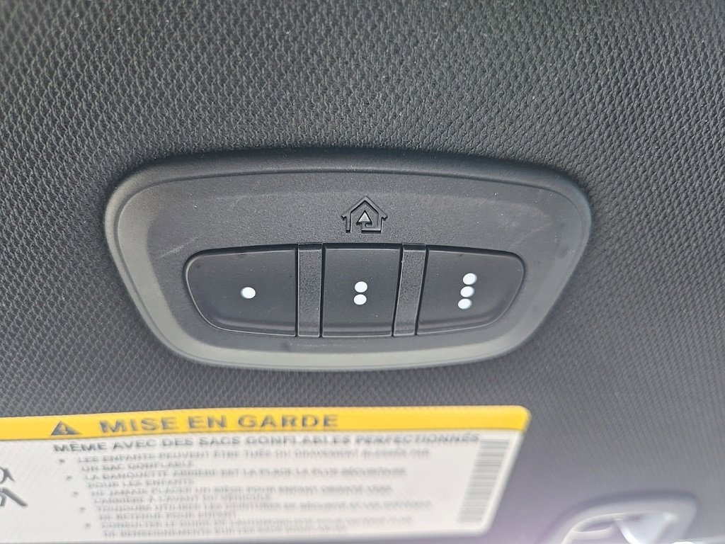 Used 2020 Chrysler Pacifica Limited w/ Advanced Safetytec Group image 71