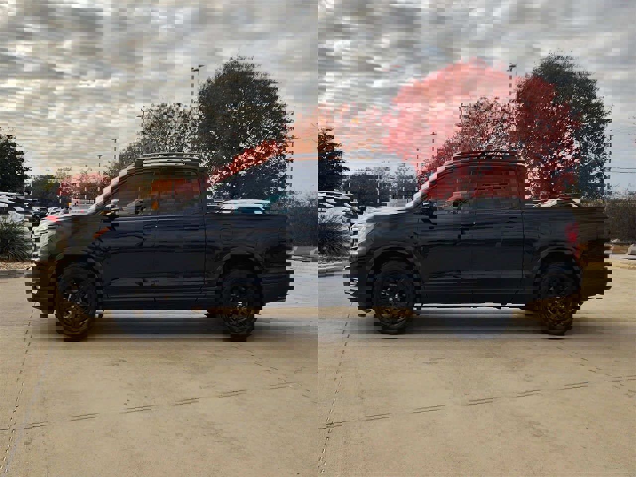 Certified 2022 Honda Ridgeline Black Edition image 4