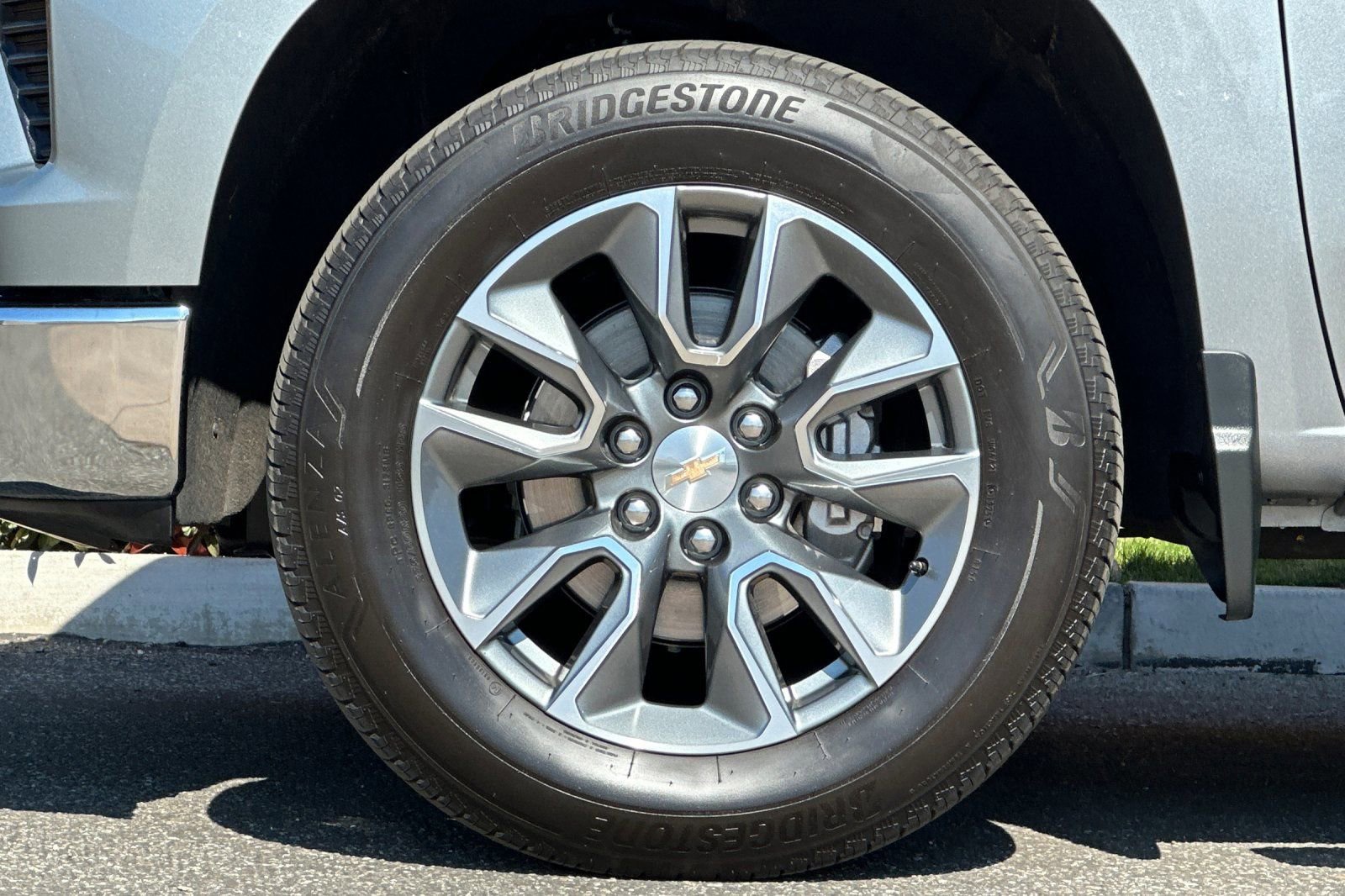 Used 2025 Chevrolet Silverado 1500 LT w/ All Star Edition Plus image 30