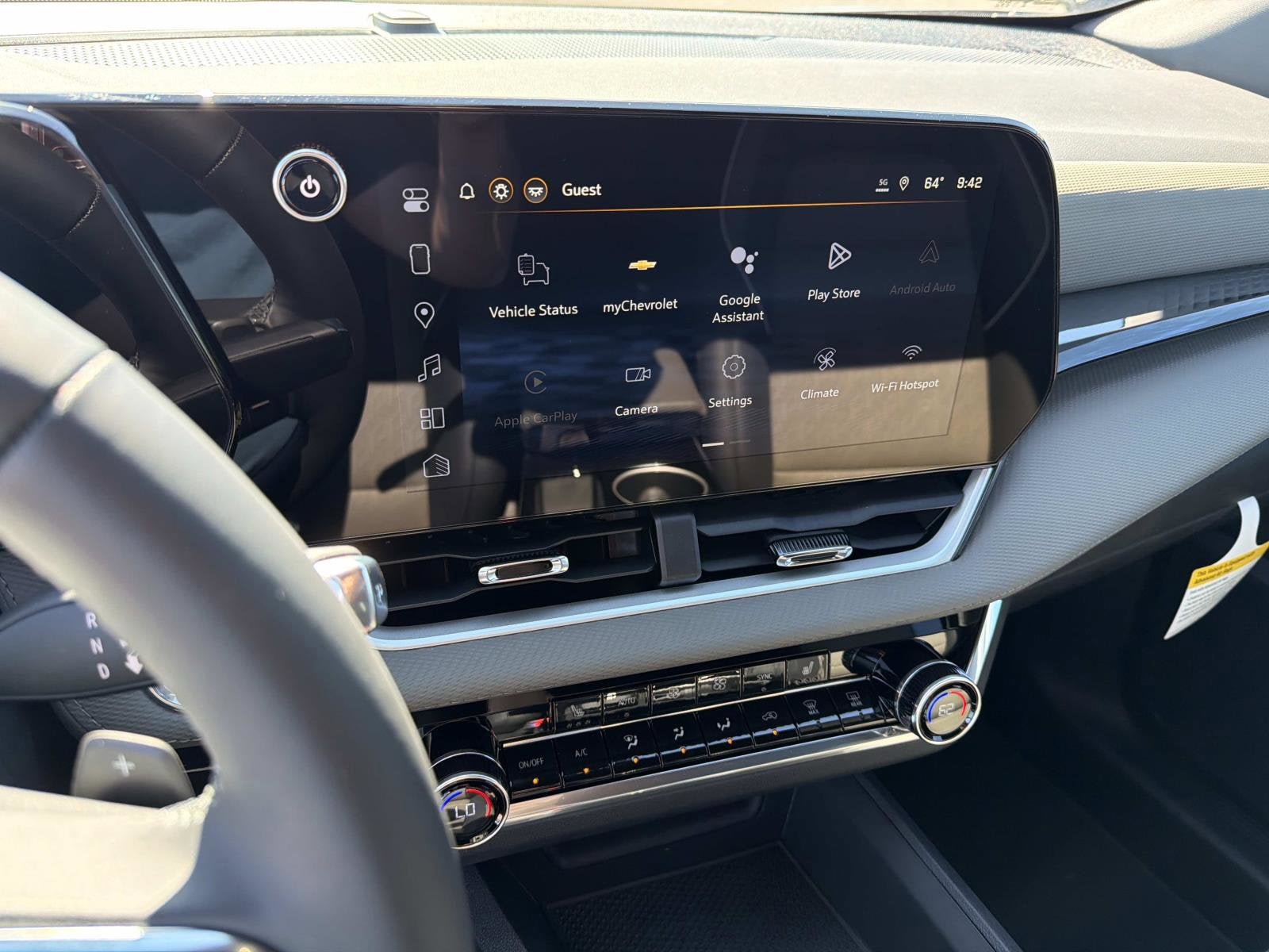 New 2026 Chevrolet Equinox LT w/ Convenience Package II FWD image 14