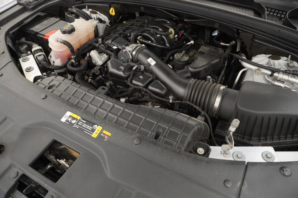 Certified 2023 Jeep Grand Cherokee L Laredo AWD/4WD image 52