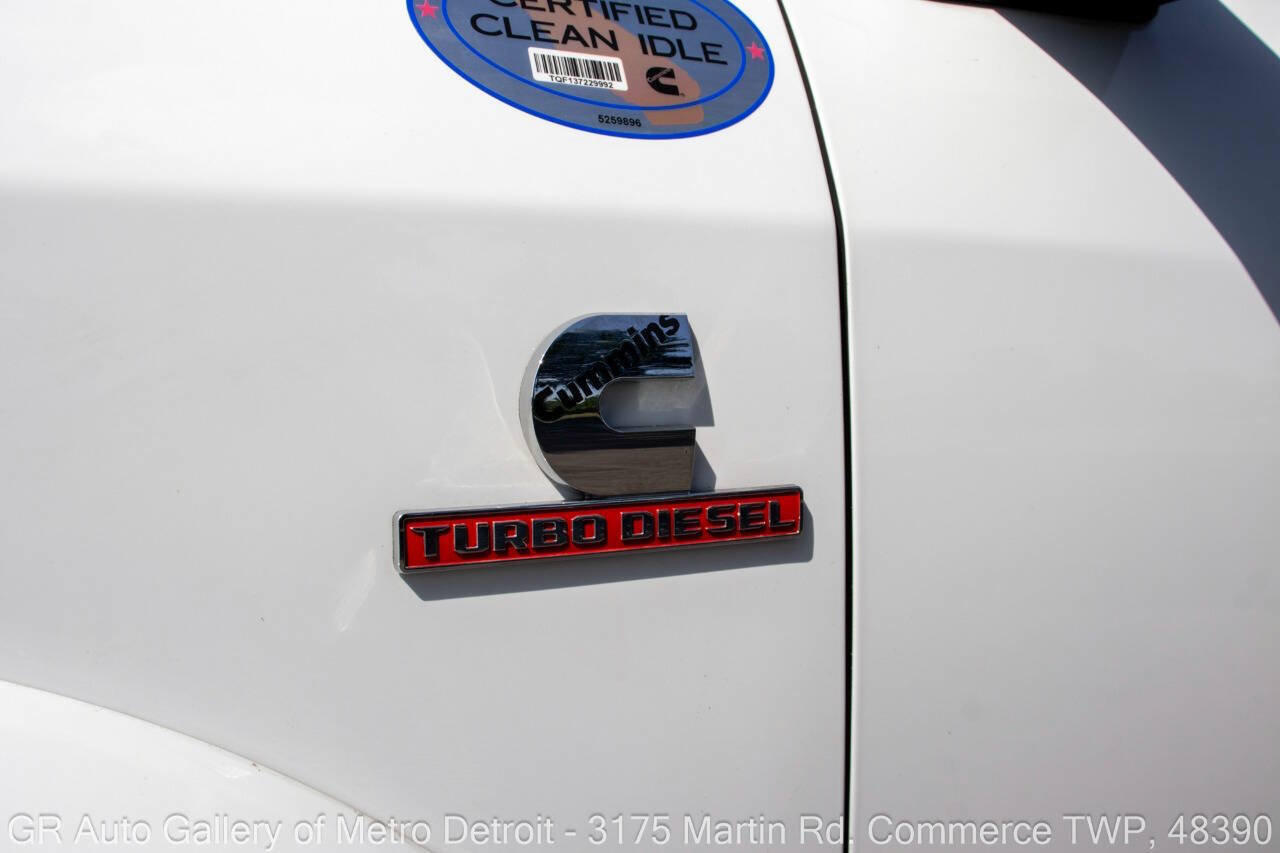 Used 2024 RAM 5500 SLT w/ Quick Order Package 2YG SLT AWD/4WD image 26