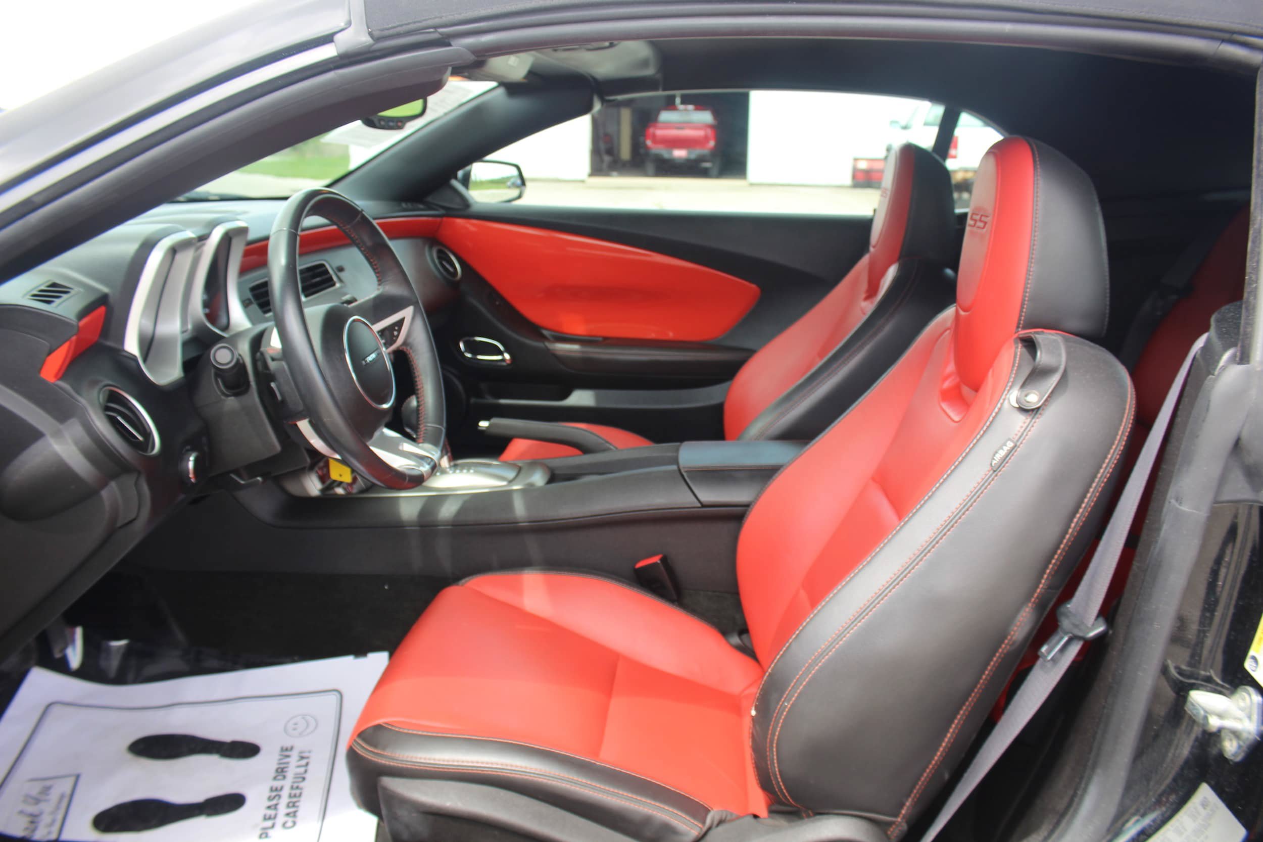Used 2011 Chevrolet Camaro SS RWD image 12
