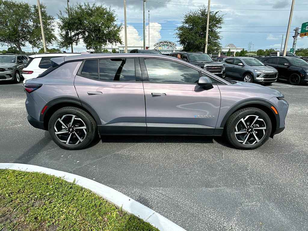 Certified 2025 Chevrolet Equinox EV LT FWD image 4