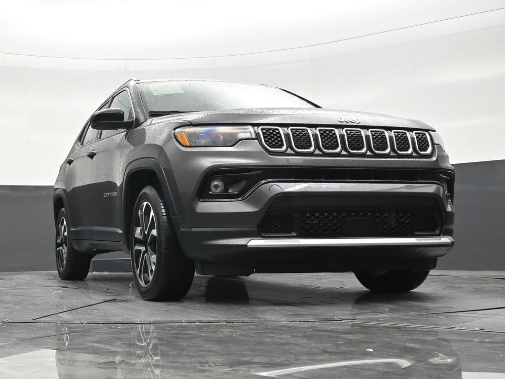 Used 2023 Jeep Compass Limited AWD/4WD image 26