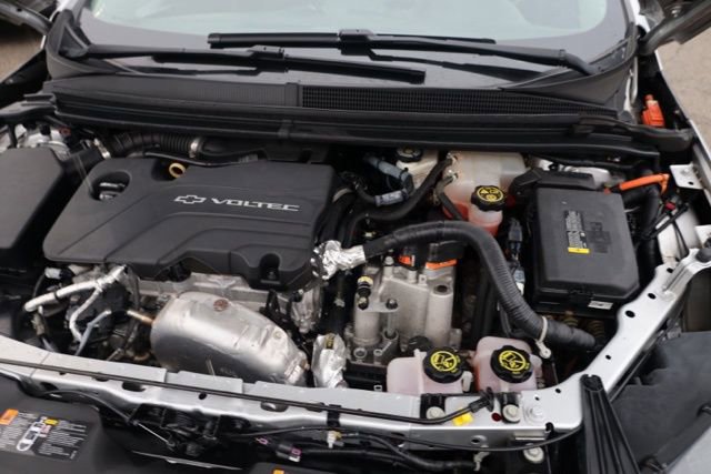 Used 2017 Chevrolet Volt LT w/ Comfort Package image 38