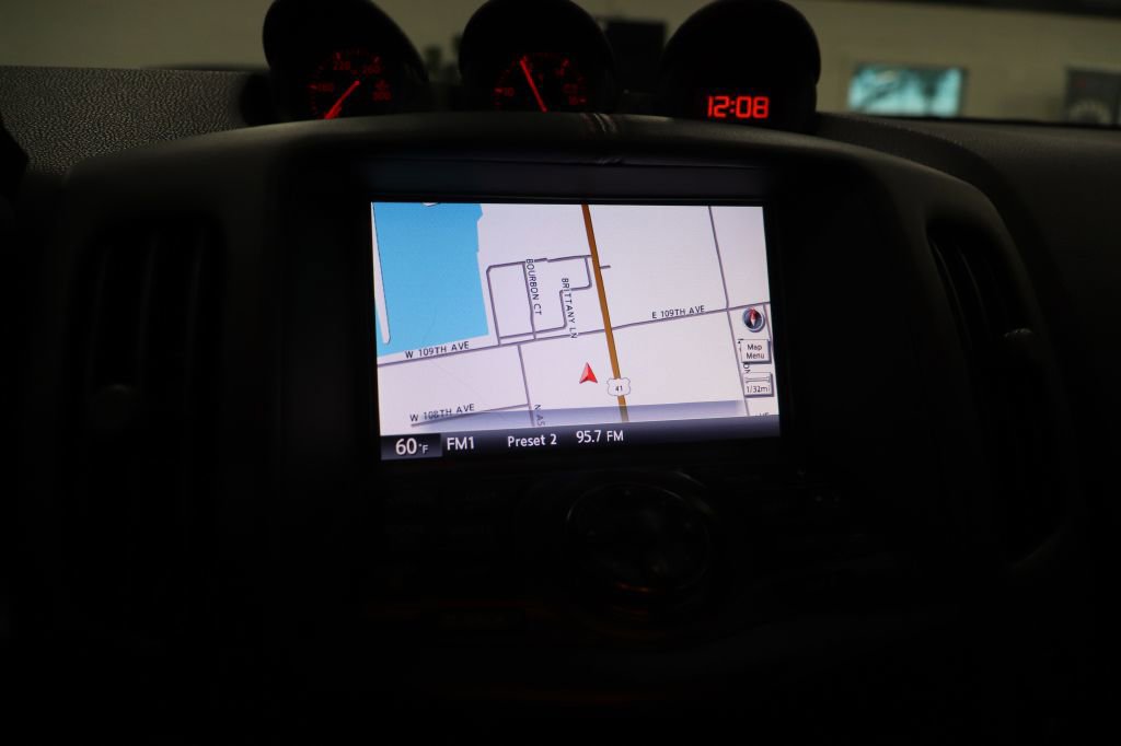 Used 2016 Nissan 370Z NISMO image 23