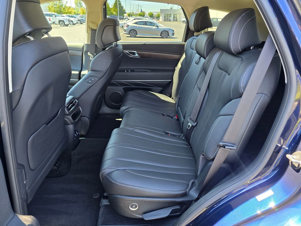 Used 2024 Genesis GV80 2.5T image 41