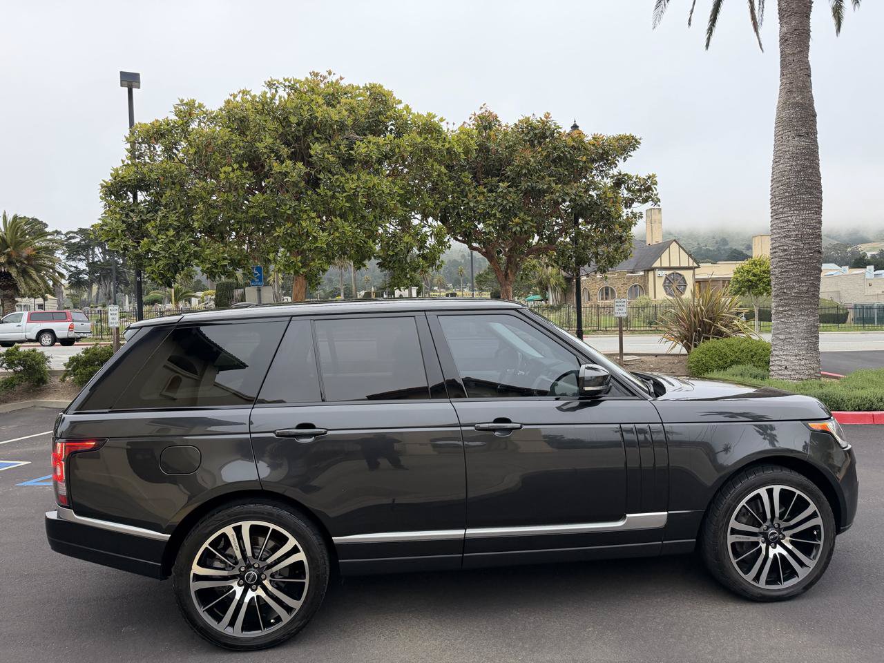 Used 2014 Land Rover Range Rover Supercharged AWD/4WD image 20