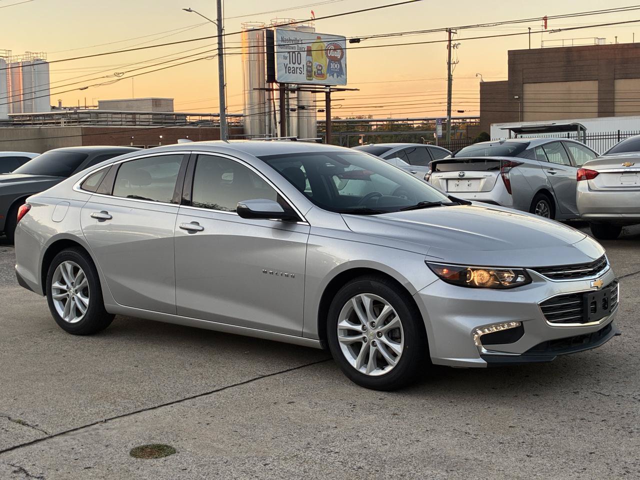 Used 2016 Chevrolet Malibu LT FWD image 5