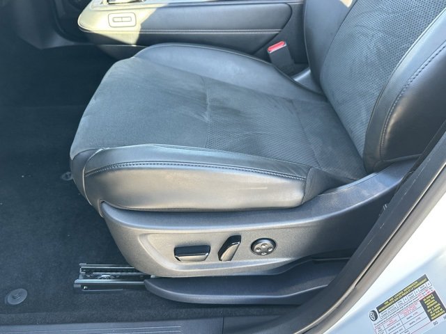 Certified 2023 Nissan Ariya FWD image 25