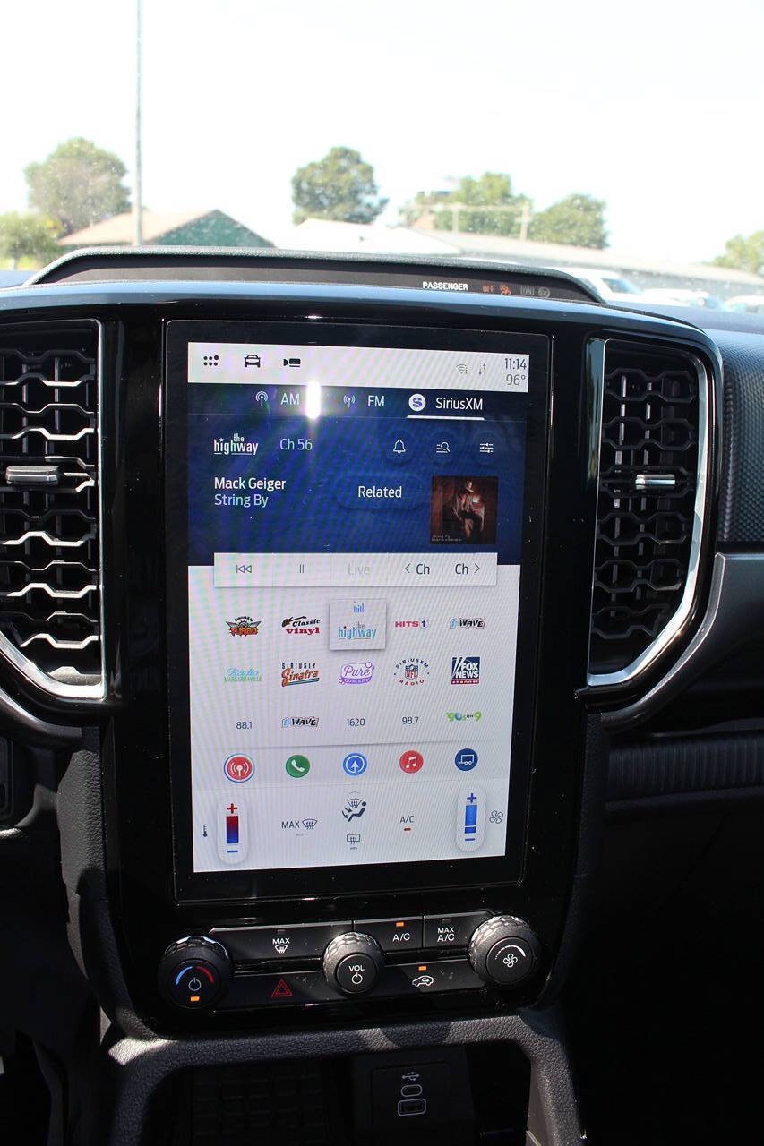 Used 2025 Ford Ranger XLT AWD/4WD image 12