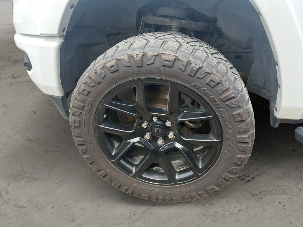 Used 2020 RAM 1500 Laramie image 9