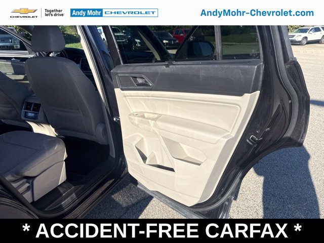 Used 2019 Volkswagen Atlas SE w/ Towing Package FWD image 18