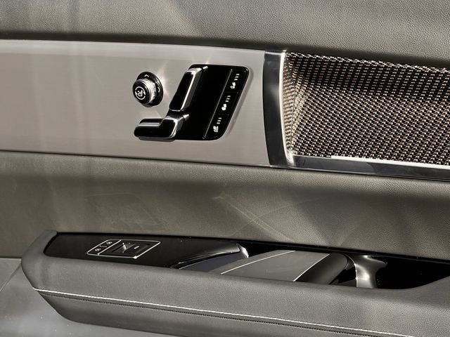 New 2027 Cadillac Vistiq Luxury AWD/4WD image 21